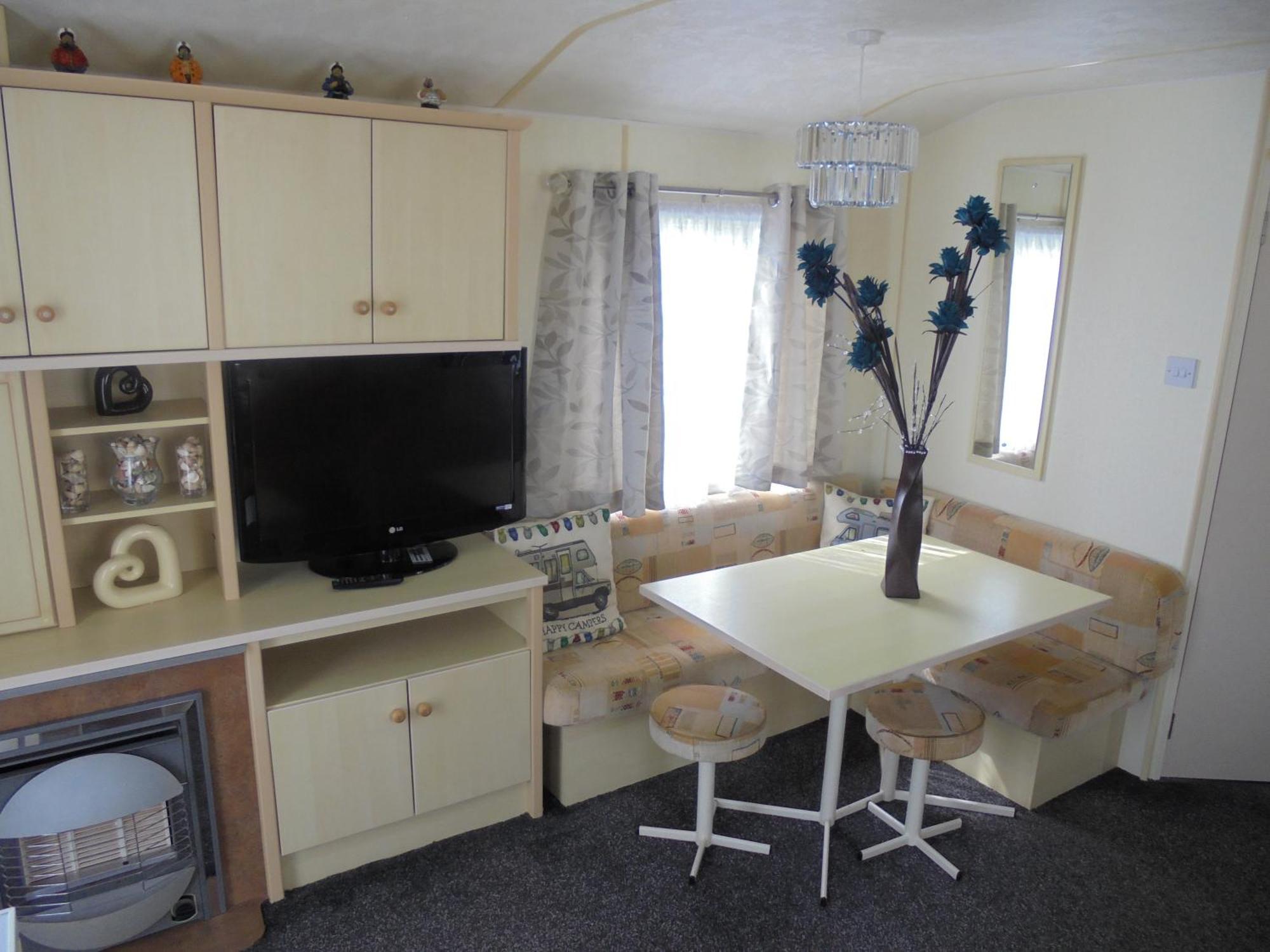 Отель Golden Sands Lakeland 6 Berth Access To The Beach Инголдмелс Экстерьер фото